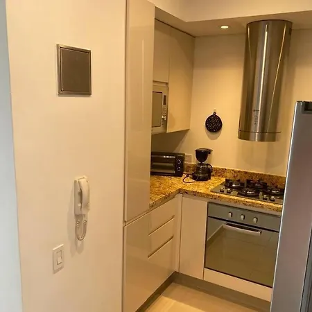 Luxury Apartamento H2 2202 *